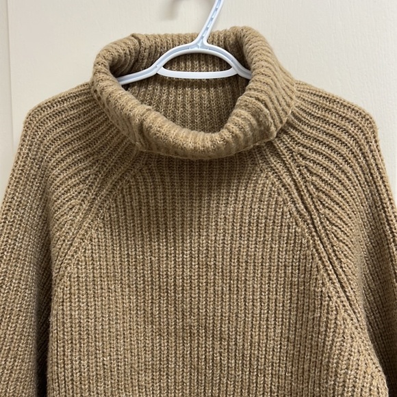 Oversized Knit Wide Sleeve Wool-blend Turtleneck Sweater Jumper | Size OS - Picture 4 of 6